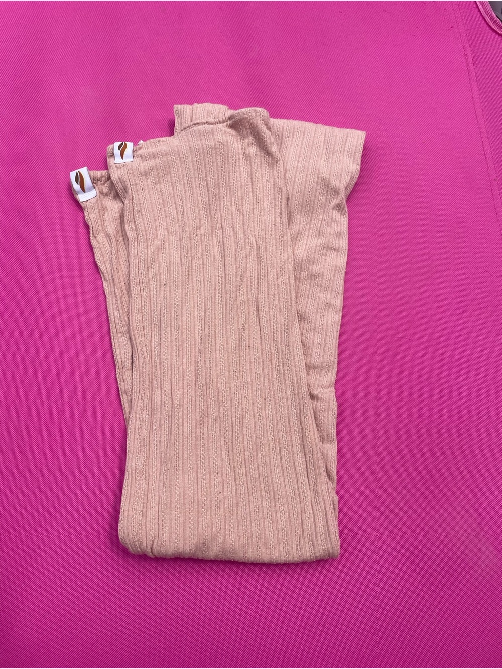 Rubia wear full length leg warmers